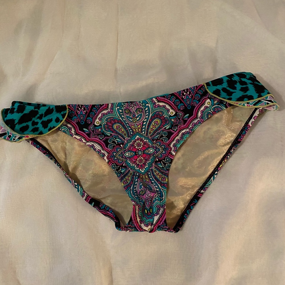 Betsey Johnson swim bottoms